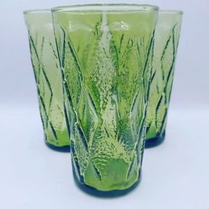 Set of 3 vintage avacado green Anchor Hocking glasses